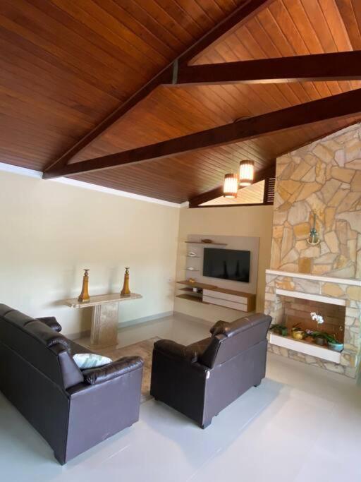 Casa A 5min Da Praia Maranduba *